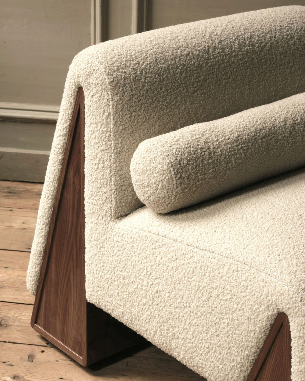 Veyra Chair - Image 4